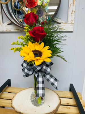 Love and sunshine  Budvase with 2 red roses and 1 Sunflower 