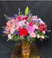 Love Blooms Bouquet (VASE COLOR MAY VARY)  