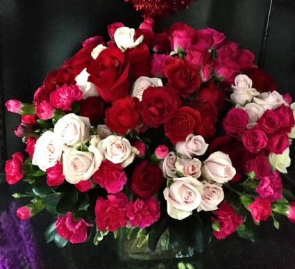 LOVE BLOOMS Modern Cube Arrangement