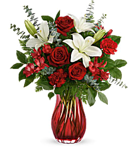 Love Conquers All Bouquet Teleflora in Springfield, IL | FLOWERS BY MARY LOU Love Conquers All Bouquet Teleflora in Springfield, IL | FLOWERS BY MARY LOU
