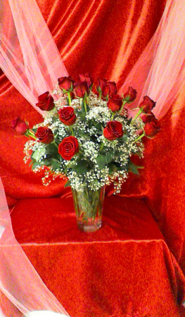 R24V Love Forever Valentine Arrangement