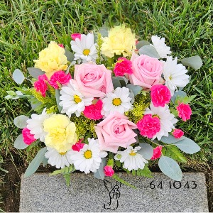Love & Gratitude  Gravesite Arrangement 