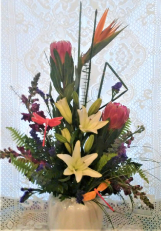 Love High Style Vased arrangement with High-end flowers