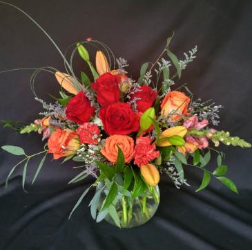 Love in Bloom Vase in Longview, WA | Banda's Bouquets
