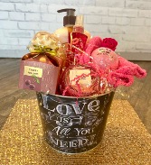 Love is all you need  Pamper Bucket 