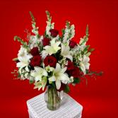 Love is Everlasting Bouquet Vase Arrangement