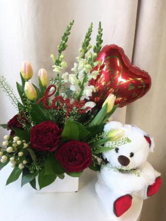 Love is in Air  Vase Arrangement with Balloon and Bear 
