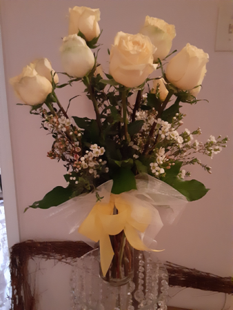 love me tender half dozen roses in vase