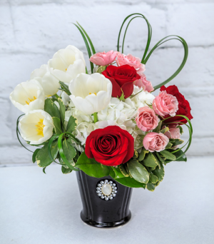 Love Mom Keepsake in South Milwaukee, WI | PARKWAY FLORAL INC. Love Mom Keepsake in South Milwaukee, WI | PARKWAY FLORAL INC.