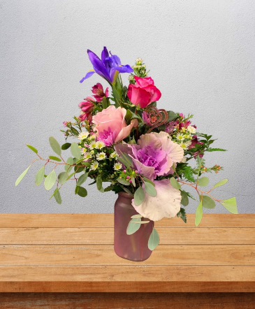 Love Struck in Yankton, SD | Pied Piper Flowers & Gifts Love Struck in Yankton, SD | Pied Piper Flowers & Gifts