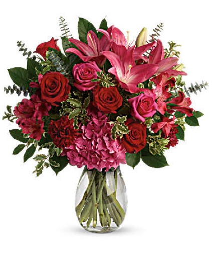 LOVE STRUCK VALENTINES DAY ARRANGEMENT