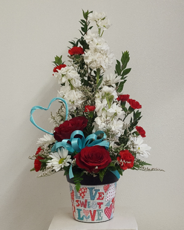 Love Sweet Love Metal container