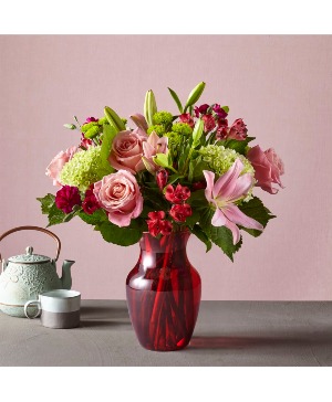 Love to Mom bouquet fresh flowers