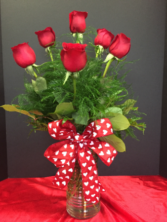 Love Ya Babe Vase of 6 red roses