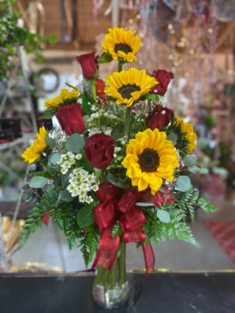 Love you dearly Roses and sunflowers