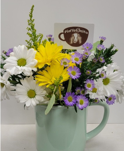 Love you Latte!! Fresh Flowers with Optional Gift Card for Coffee
