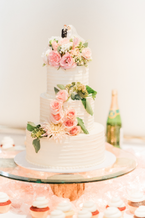 Delicate Cake Flowers