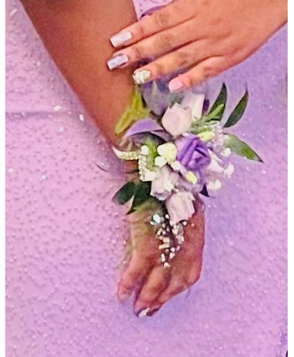LOVELY Corsage