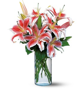 Lovely Lilies    floral arrangement