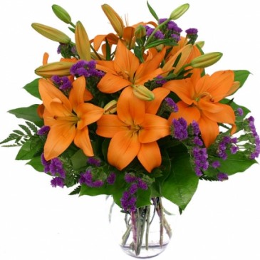 Lovely Lily Bouquet Vase Arrangement in Longview, WA | Banda's Bouquets