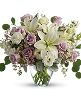 LOVELY LUXE BOUQUET Vase Arrangement