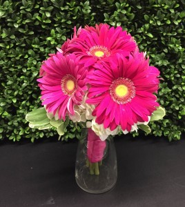 LOVELY PINK HANDHELD BOUQUET