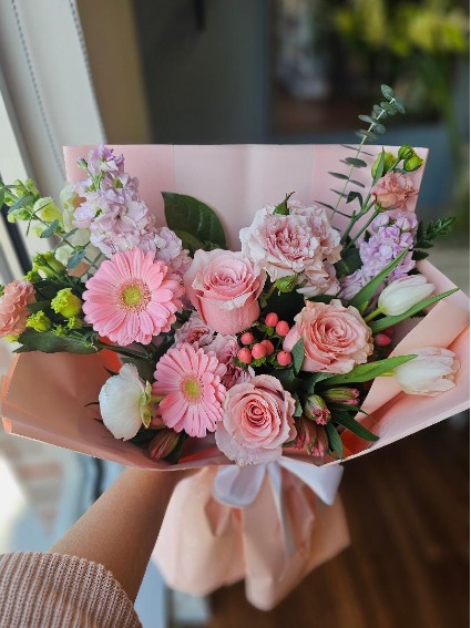 Lovely Pinks Bouquet 