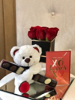 Lover's Package  Flowers, Chocolate, Teddy Bear and Card 