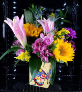 Loving Butterfly Kisses Mixed flowers