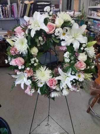 Loving pink and white wreath 