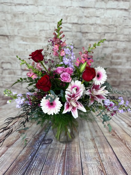 LUSCIOUS LOVE Mixed Florals