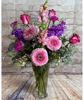 LUSCIOUS LOVE VASE ARRANGEMENT