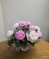 LUSCIOUS PEONIE ARRANGEMENT  