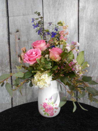 Lustrous Love Valentine arrangement