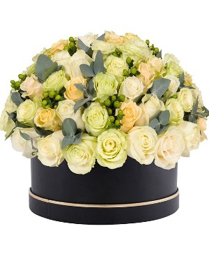 LUXURY Box of White and Peach Roses 