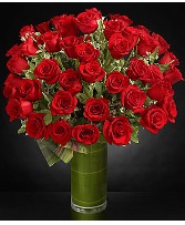 Luxury Rose Bouquet 48 stems Rose Vase