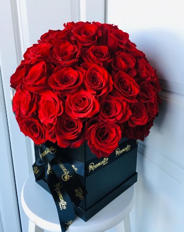 Luxury Rose box   in Whittier, CA | Rosemantico Flowers
