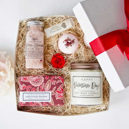 Luxury Valentines Spa Gift Box 