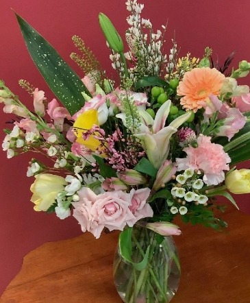 Pink and White Vase Arrangement in Hardwick, VT | THE FLOWER BASKET Pink and White Vase Arrangement in Hardwick, VT | THE FLOWER BASKET