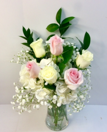 Mixed Roses and Hydrangea Vase Rose Colors May Vary