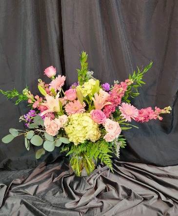 Malyn  Luxury Vase of Flowers in Charlotte, NC | Flowers Plus