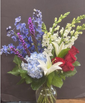 Magnificent Bravery Vased Arrangement