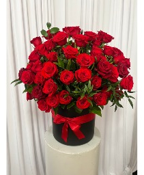 Grand Gesture Luxury Red Rose Arrangement
