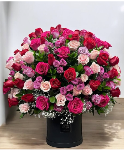 MAJESTIC VALENTINE'S GIFT Floral Arrangement