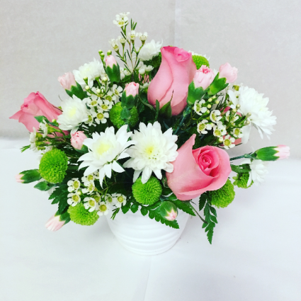 Make Em Smile 2 floral arrangement