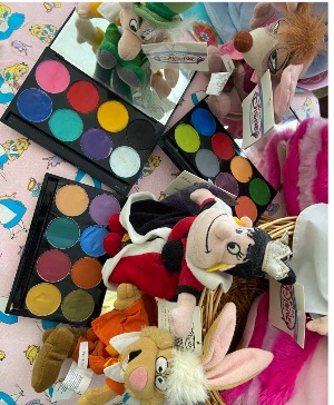 makeup AQ sold by ea 8 color palette