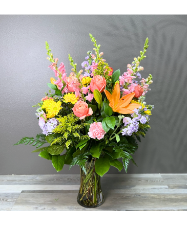 Mama Knows Best - Spring Mix Vase Arrangement in Henderson, NV | FLOWERS OF THE FIELD 