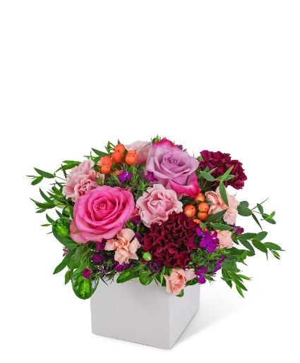 Manhattan Glam Flower Arrangement