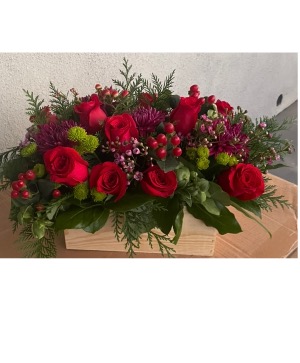 Mary Bright Box Christmas holiday flowers