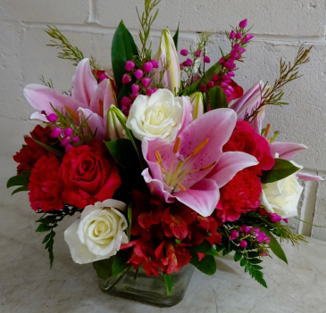 Cupid's Arrow Vase Arrangement